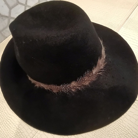 August Hats Fedora 100% Wool Felt Hat Stylish Beautiful